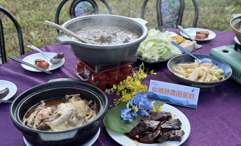 台中石岡美食推薦:仙塘跡農園餐廳(圖/取自仙塘跡農園餐廳臉書粉專) 台中石岡美食推薦:仙塘跡農園餐廳(圖/取自仙塘跡農園餐廳臉書粉專)