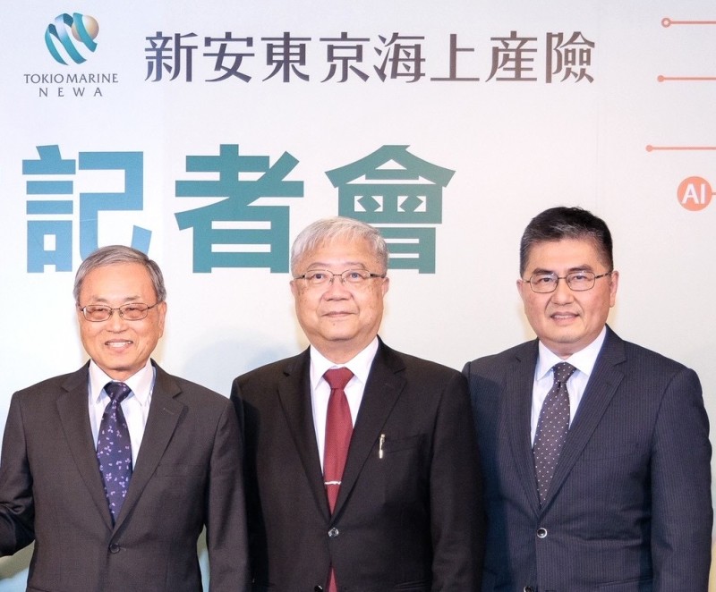 新安東京海上產險前總經理、新光金保代現任總經理林榮泰（右1），將出任臺灣產險總經理。（風傳媒資料庫）